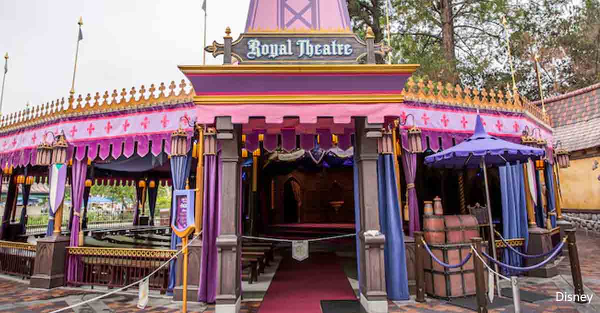 Storytelling Royal Theater